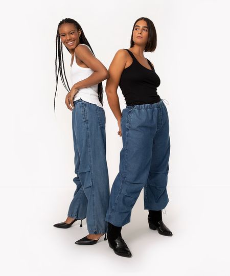 calça jeans parachute cintura média com ajustadores azul escuro 34