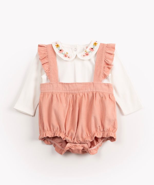 macacão infantil com blusa manga longa bordado floral rosa 6-9