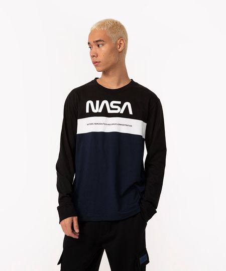 camiseta de algodão manga longa recortes nasa preto PP