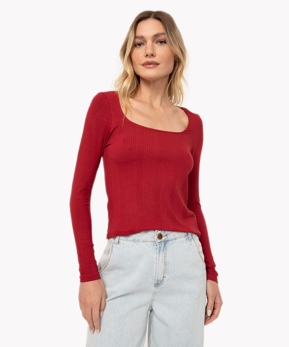 blusa de viscose decote quadrado manga longa vinho