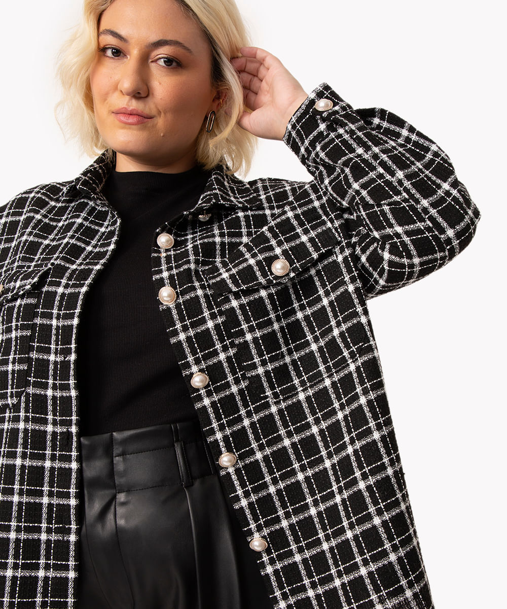 camisa shacket plus size de tweed xadrez preto