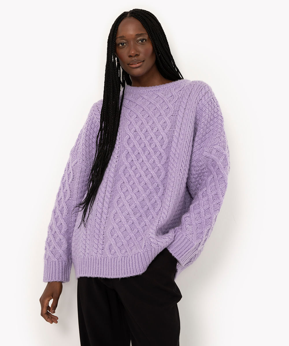 suéter de tricot oversized gola redonda lilás médio