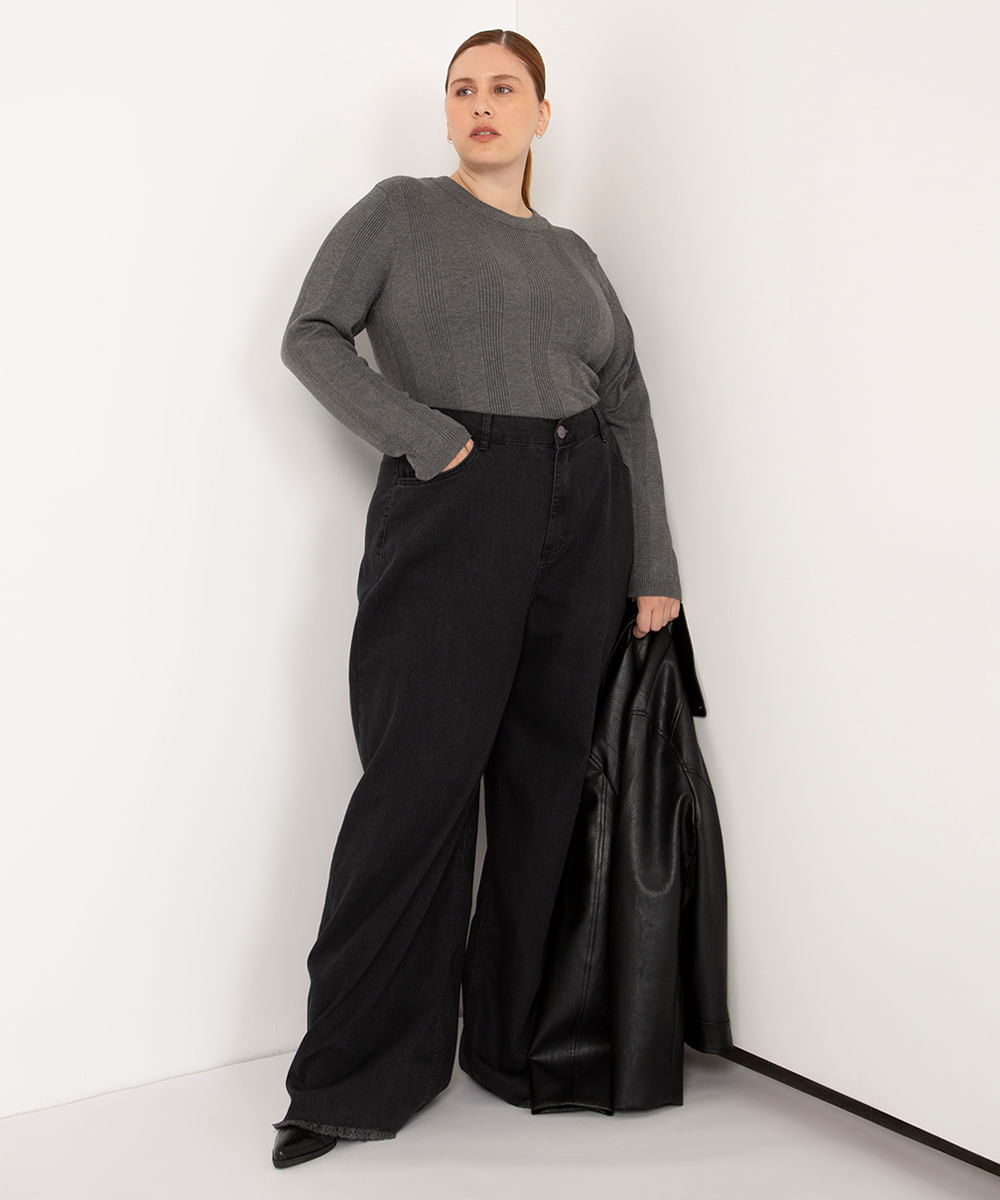 suéter plus size em tricô canelado chumbo