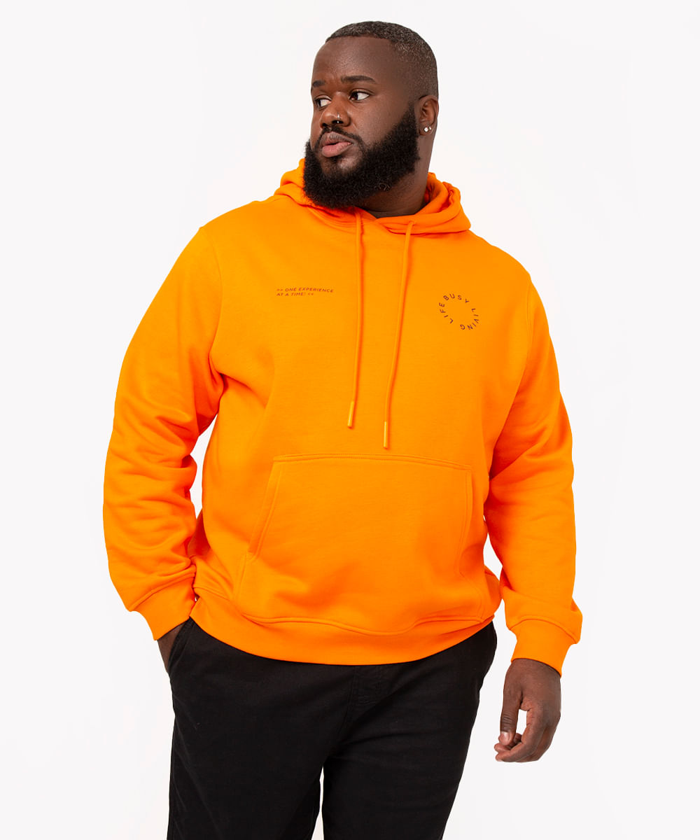 blusão de moletom plus size com capuz life laranja