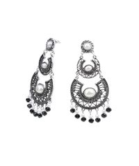Par-de-Brincos-com-Pedraria-Prateado-8124169-Prateado_1