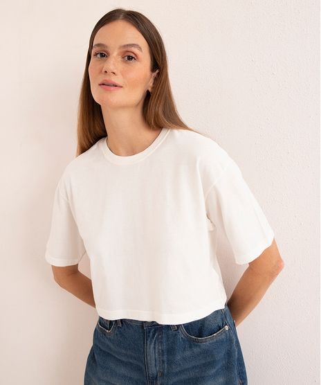 camiseta oversized cropped de algodão manga curta decote redondo mindset off white