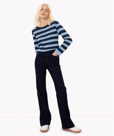 calça jeans flare slim cintura super alta azul escuro