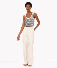 calça cargo de viscose alfaiatada cintura alta areia