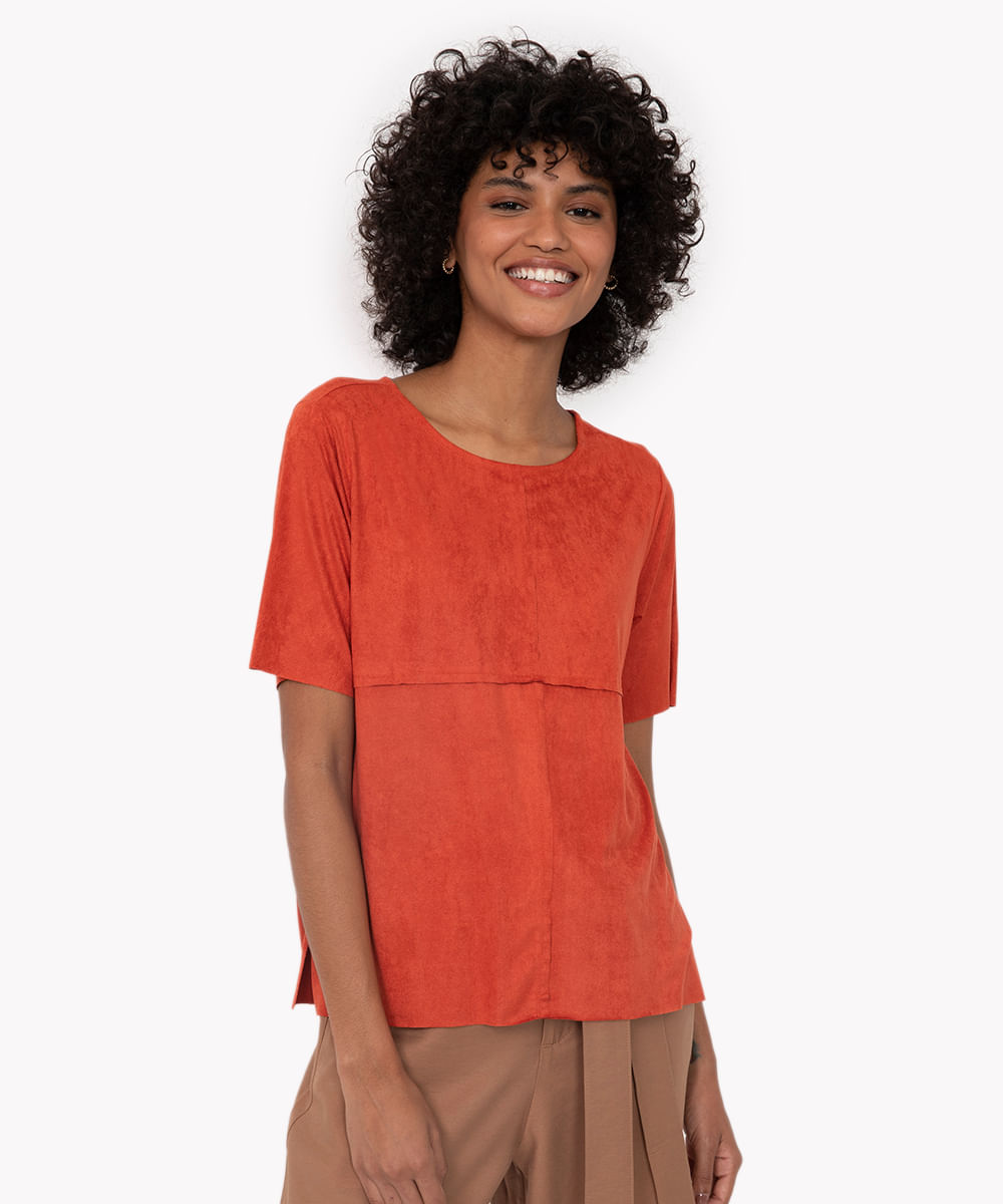 blusa de suede recortes manga curta terracota