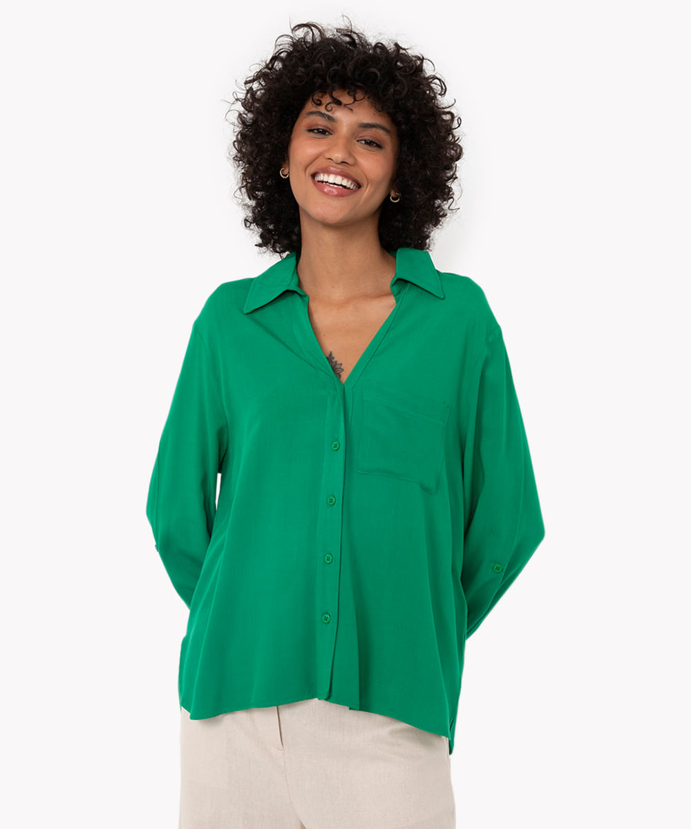 camisa de viscose com bolso verde