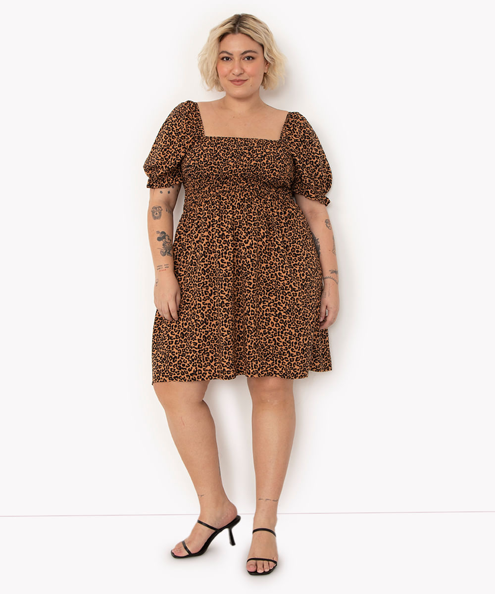 vestido plus size de viscose curto manga bufante animal print multicor