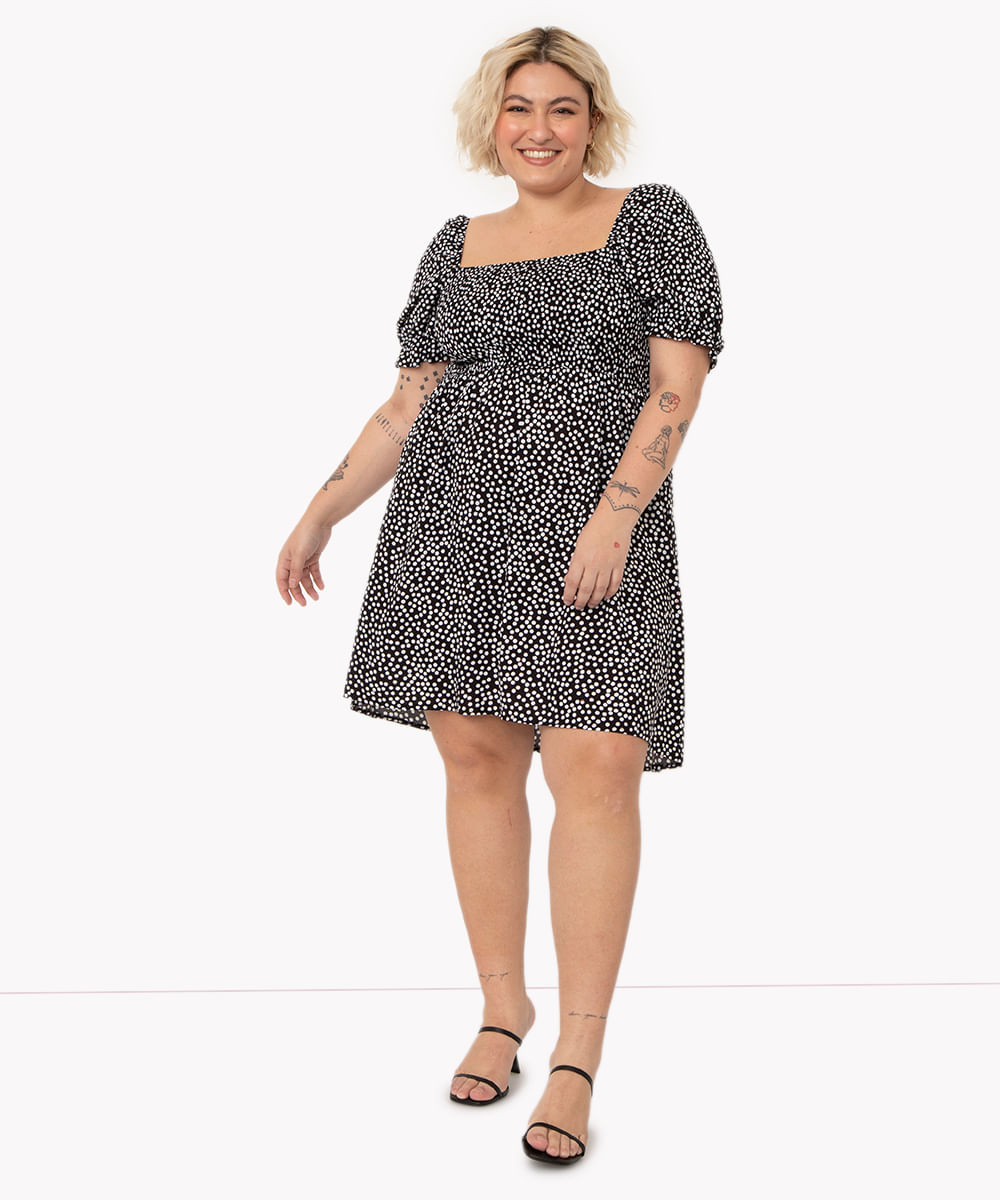 vestido plus size de viscose curto manga bufante poá branco