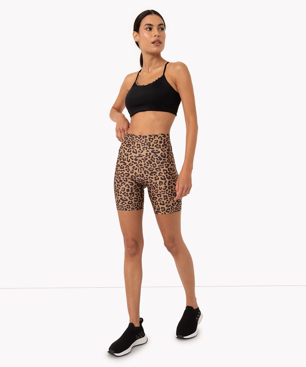 bermuda legging com cós largo animal print esportiva ace caramelo