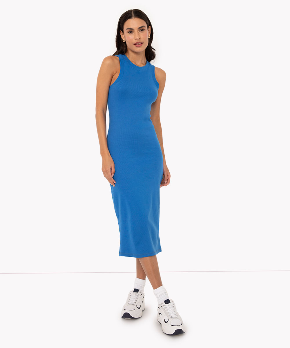 vestido básico midi decote halter neck azul cobalto