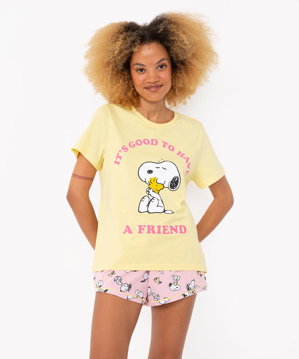 pijama de algodão manga curta com short snoopy amarelo claro