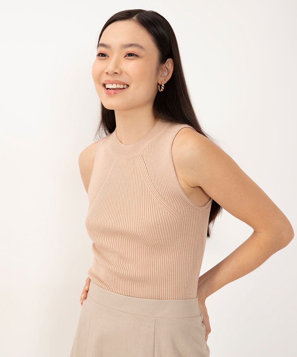 regata de tricot decote redondo bege