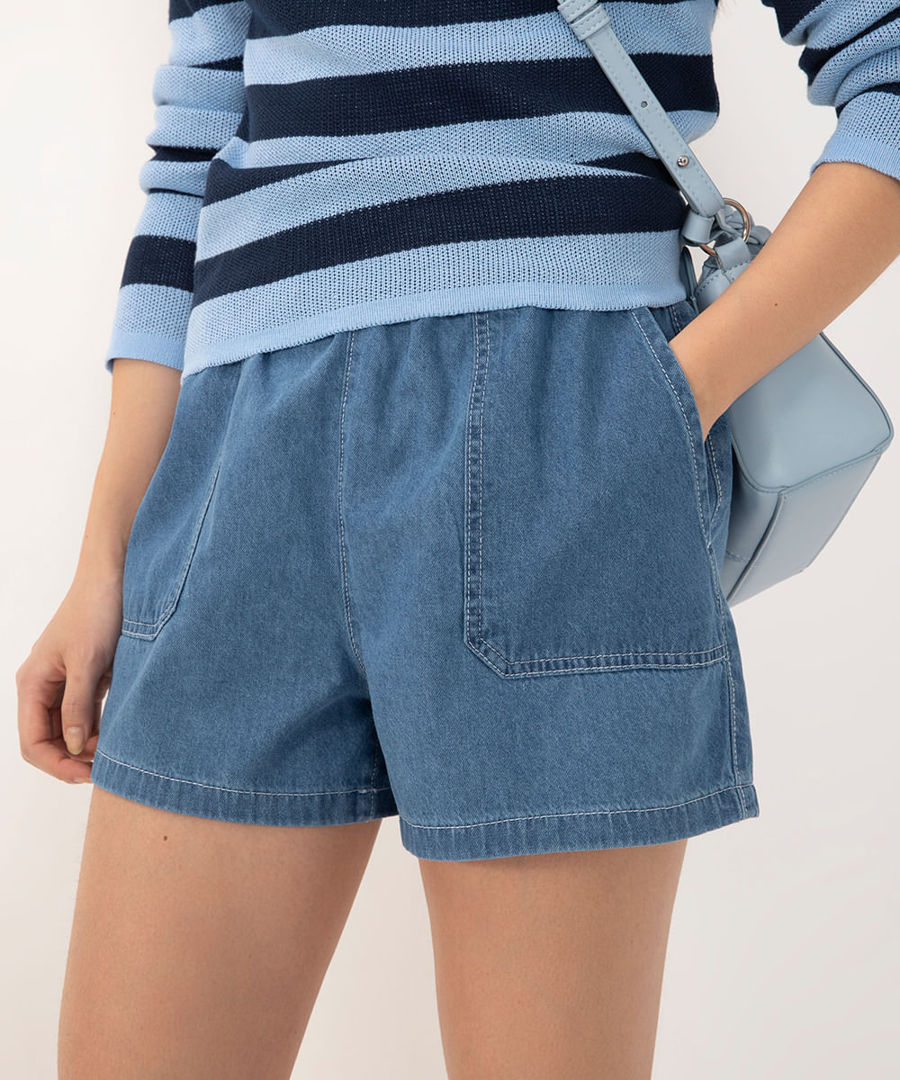 short jeans com elástico cintura média com bolsos azul médio