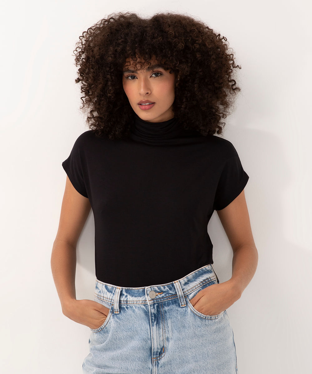 blusa de viscose gola alta preto