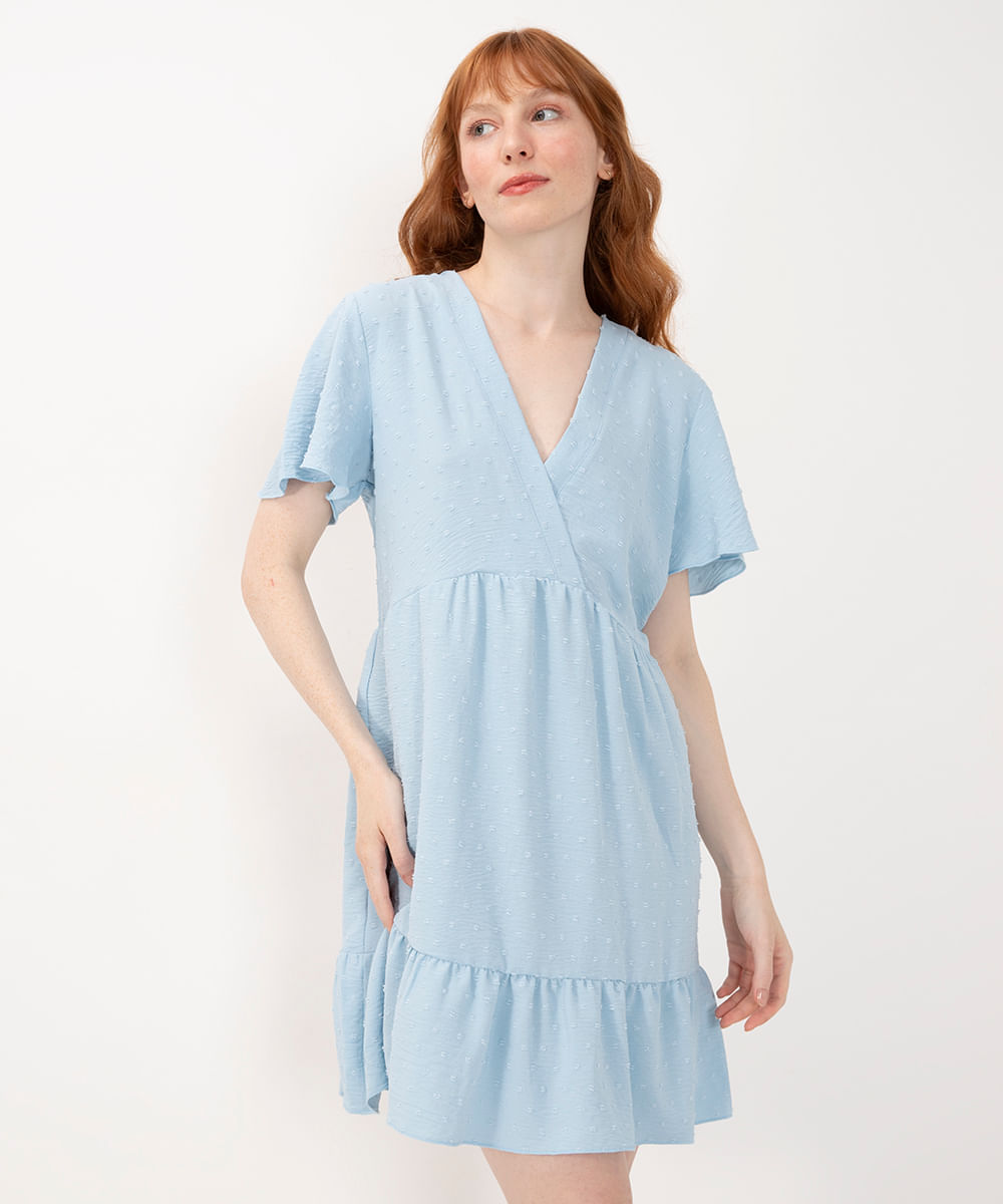 vestido curto texturizado manga curta azul claro