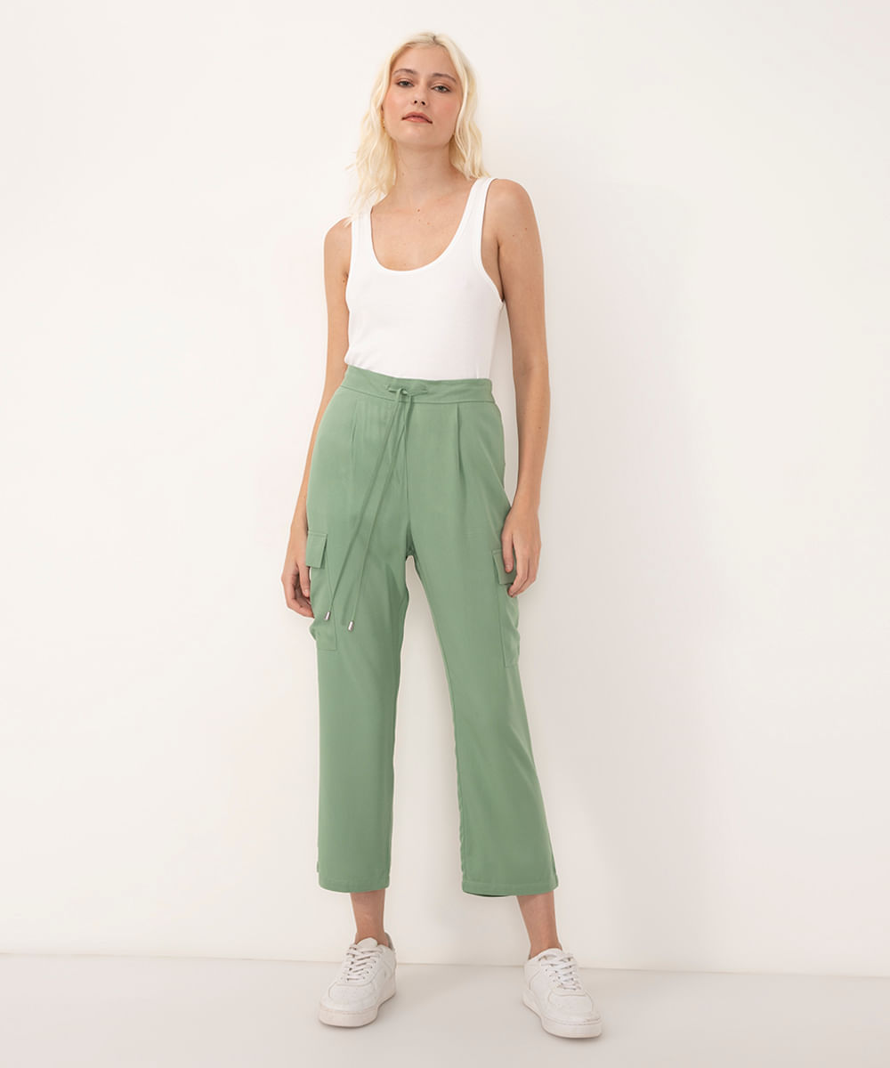 calça jogger cargo de viscose cintura alta com elástico verde