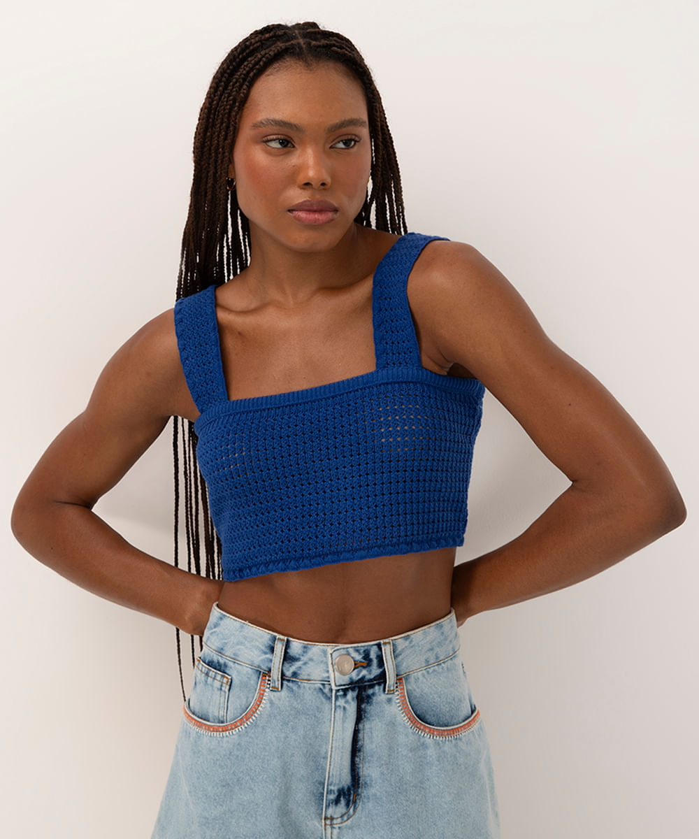 cropped de tricot ateliê mão de mãe azul