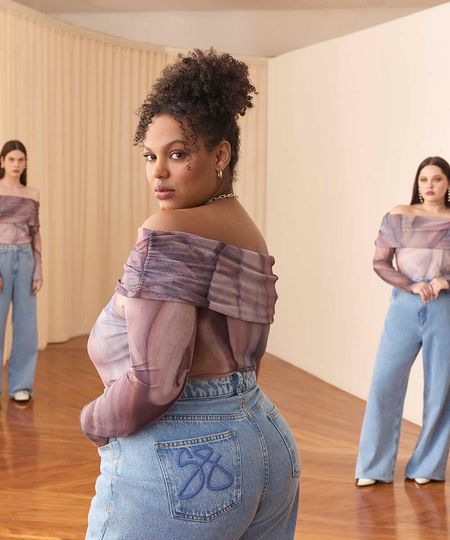 blusa de tule ombro a ombro manga longa plus size mindset gabriella garcia colorido GG1