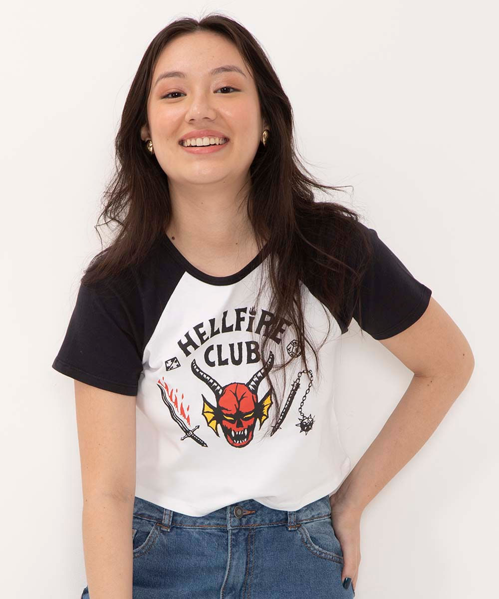 camiseta juvenil de malha stranger things manga curta raglan preta