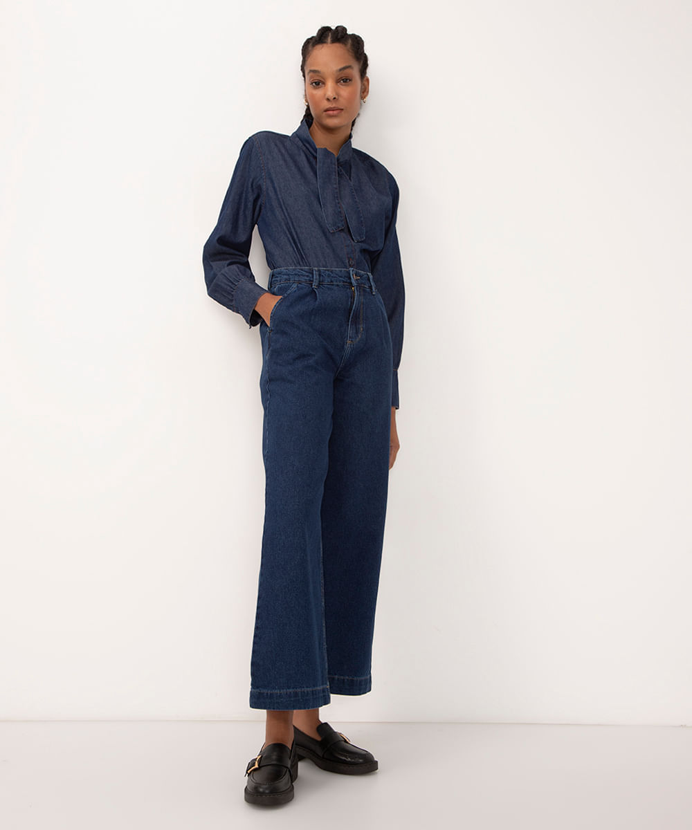 calça jeans wide leg cintura alta com bolso azul escuro