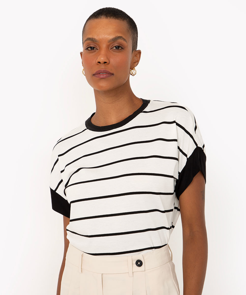 blusa texturizada listrada manga curta off white