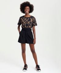 T-shirt-Feminina-Mindset-Estampada-de-Girafas-Manga-Curta-Preta-9394893-Preto_3