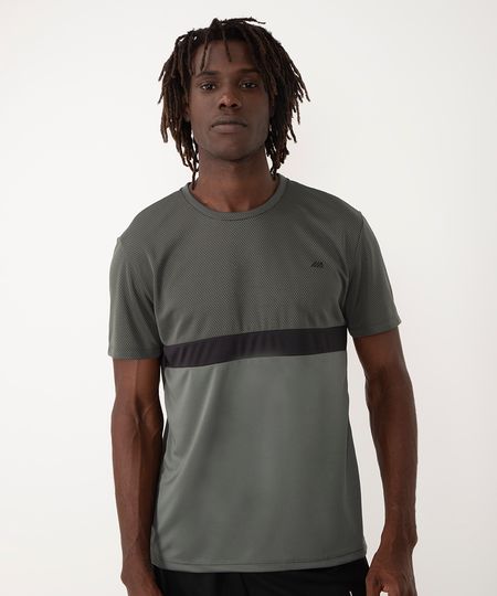 camiseta com recorte manga curta verde G