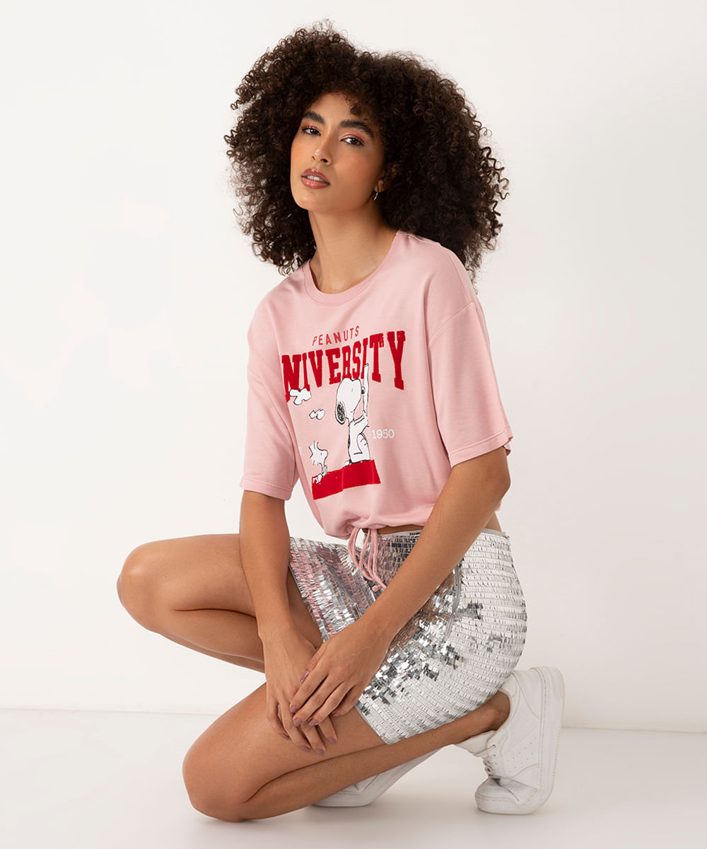 camiseta de viscose peanuts university manga curta rose