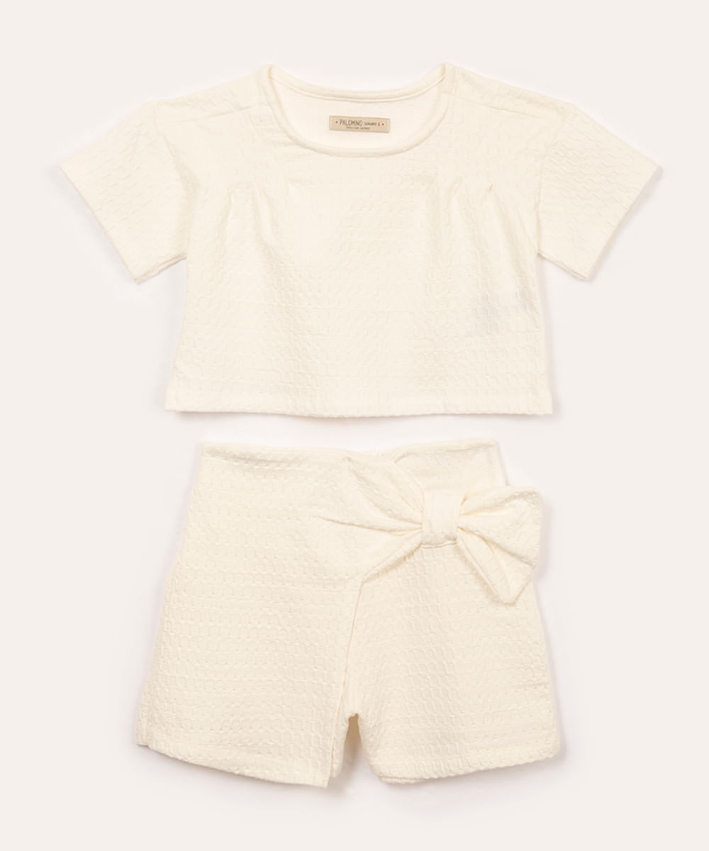 conjunto infantil texturizado com pregas manga curta off white