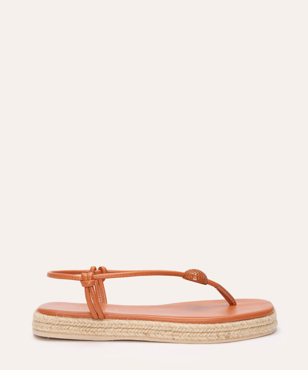 sandália flatform metalizada com corda oneself caramelo