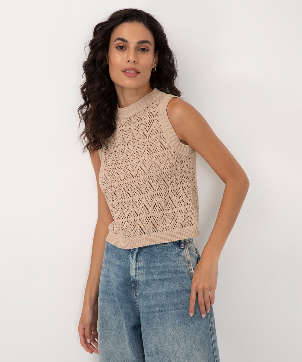 regata de tricot cavada decote redondo bege