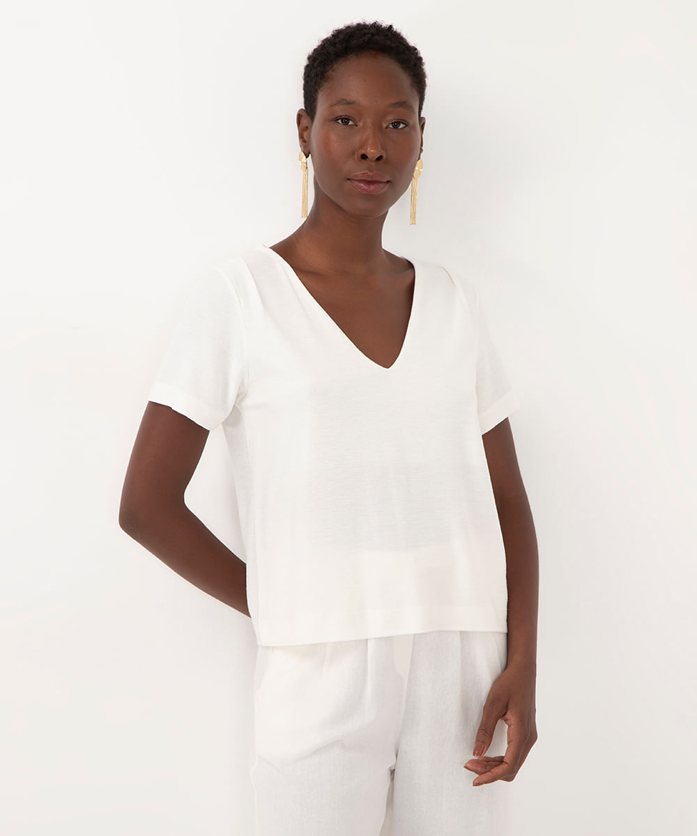 blusa de viscose texturizada decote v manga curta off white