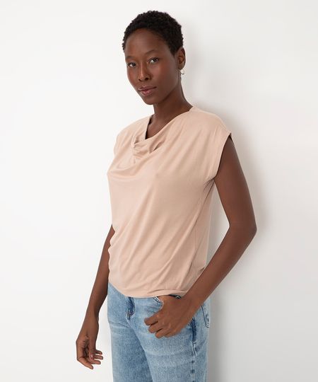 blusa gola degagê manga curta areia P blusa gola degagê manga curta areia P