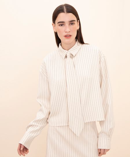 camisa cropped risca de giz com gravata mindset bege G