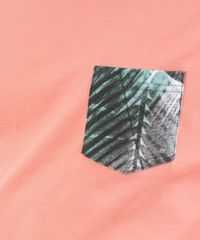 Camiseta-com-Bolso-Estampado-Coral-8235344-Coral_4