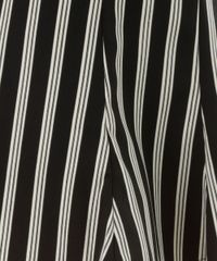 Saia-Evase-Listrada-Preta-8117208-Preto_4