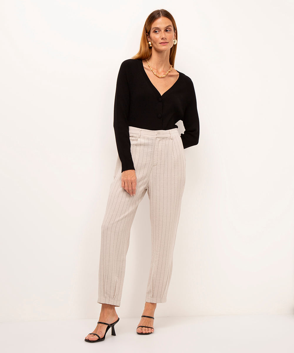 calça alfaiataria de viscose risca de giz cintura alta off white