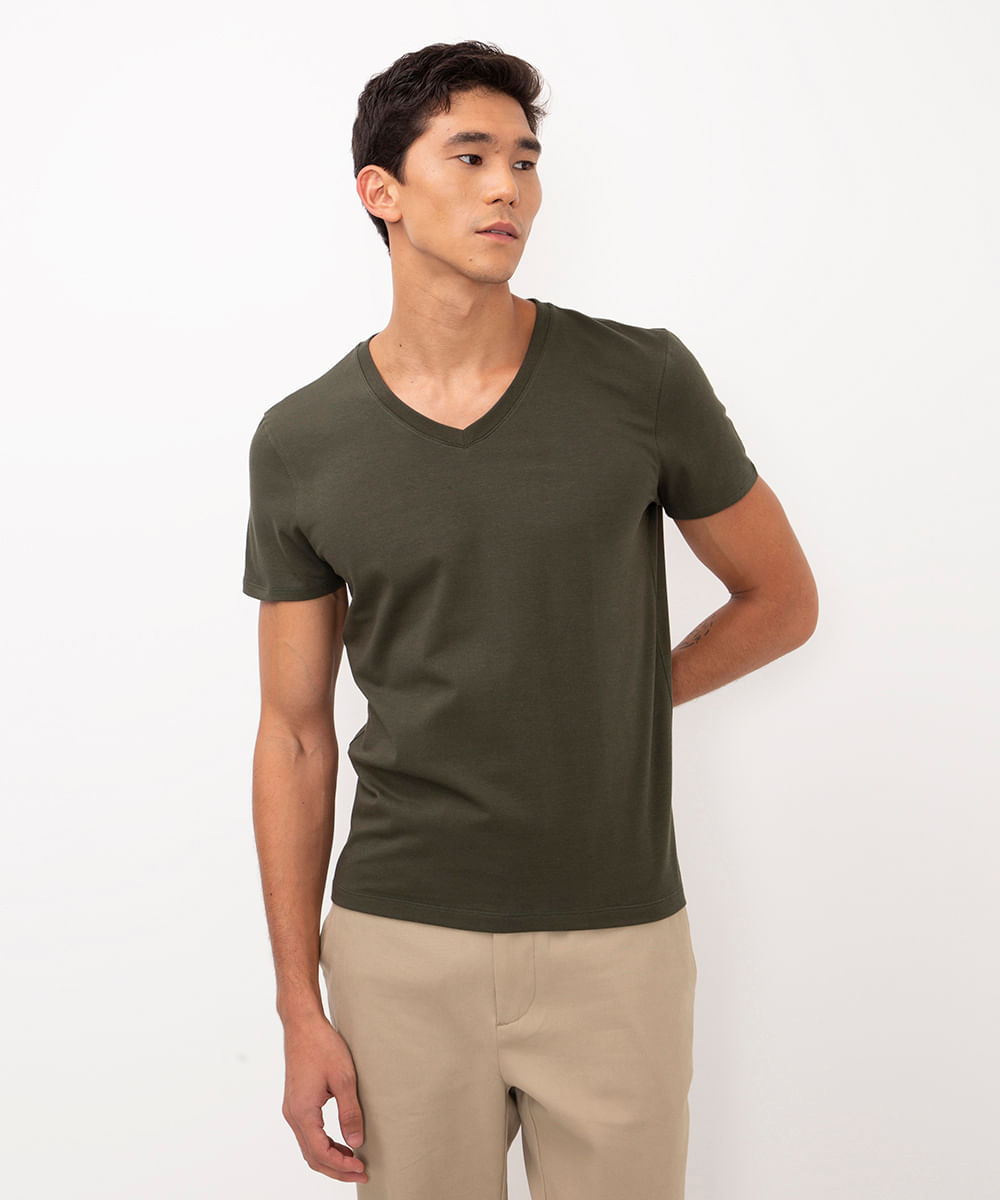 camiseta de algodão gola v verde militar