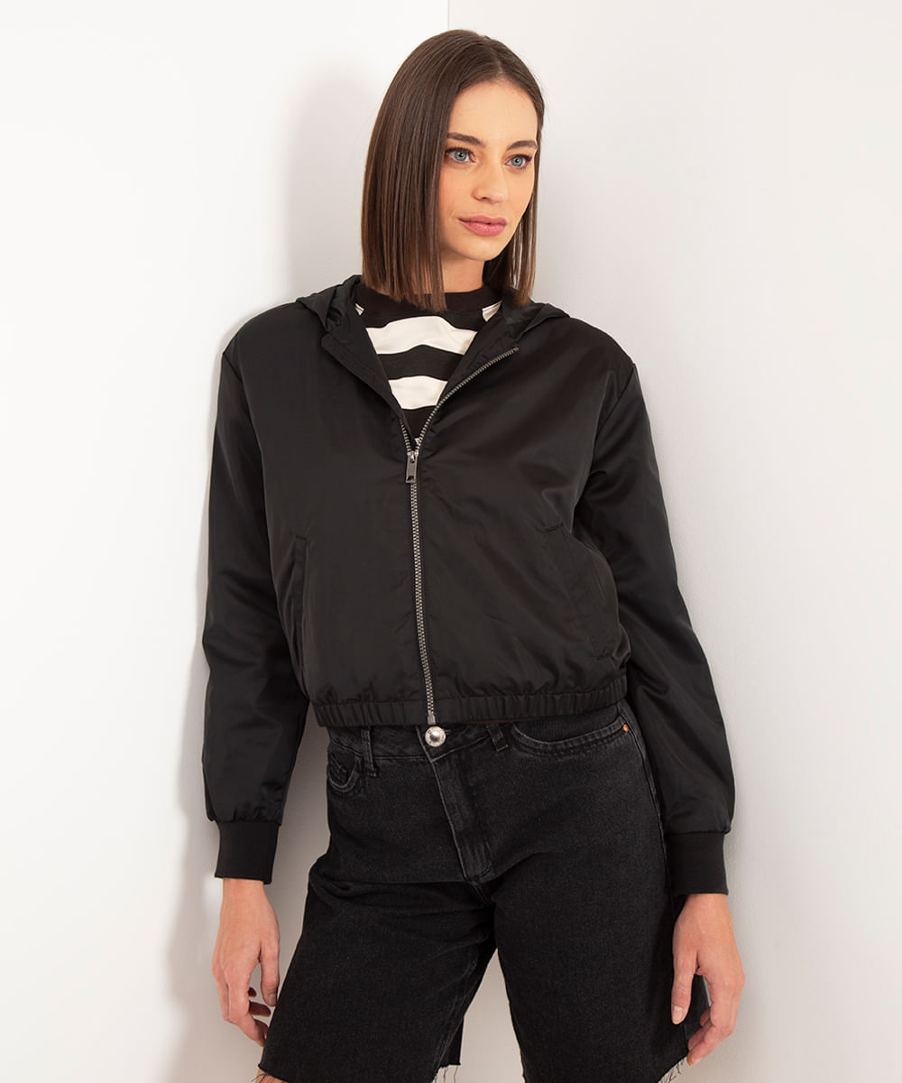 jaqueta corta vento com capuz - preto