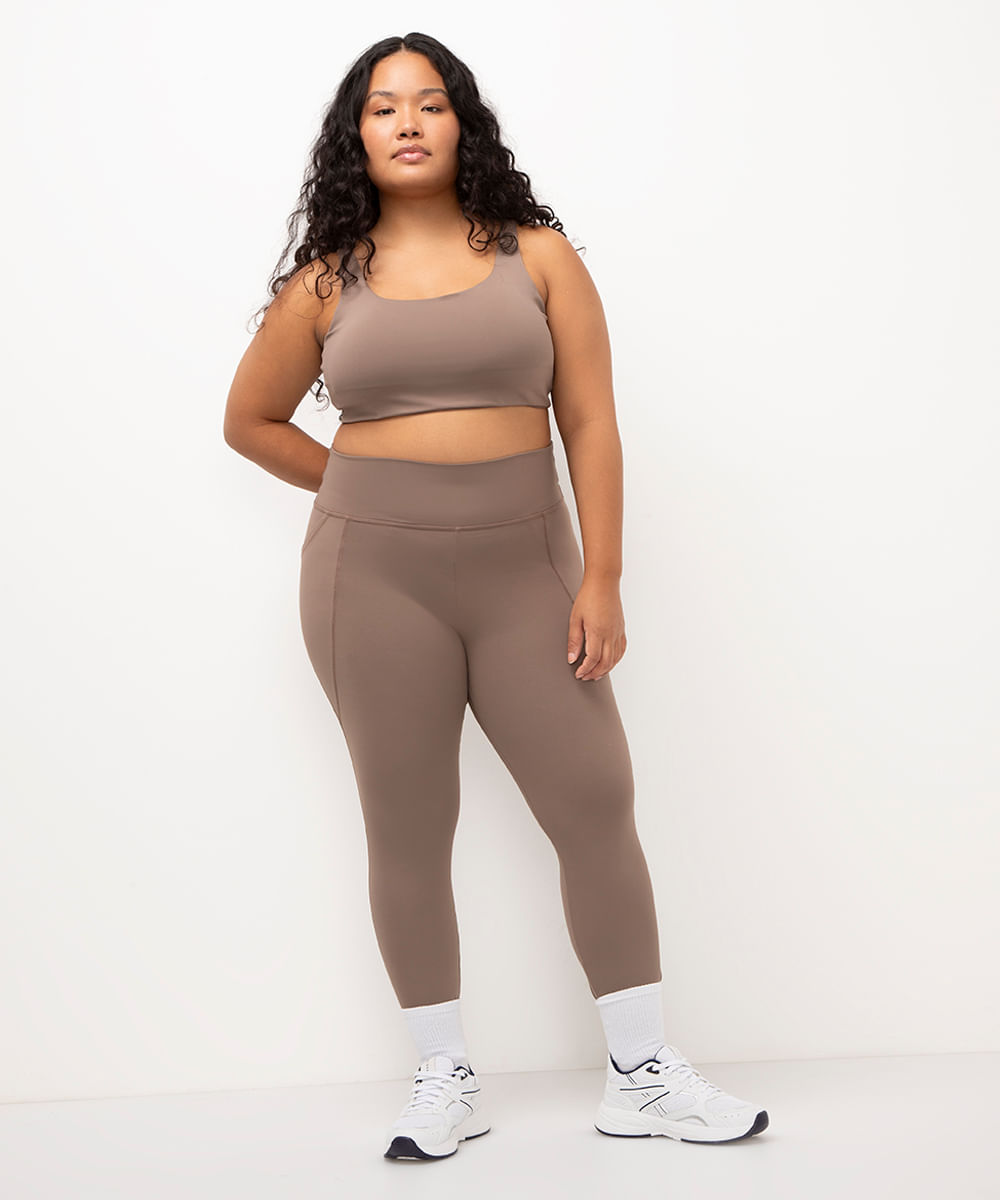 calça legging plus size com bolso e cintura alta mindset marrom