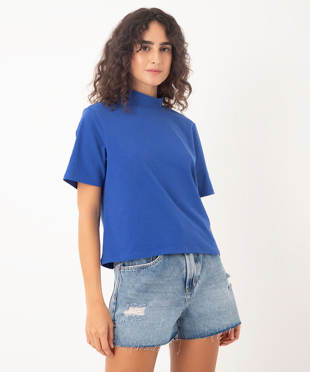 blusa básica manga curta gola alta azul