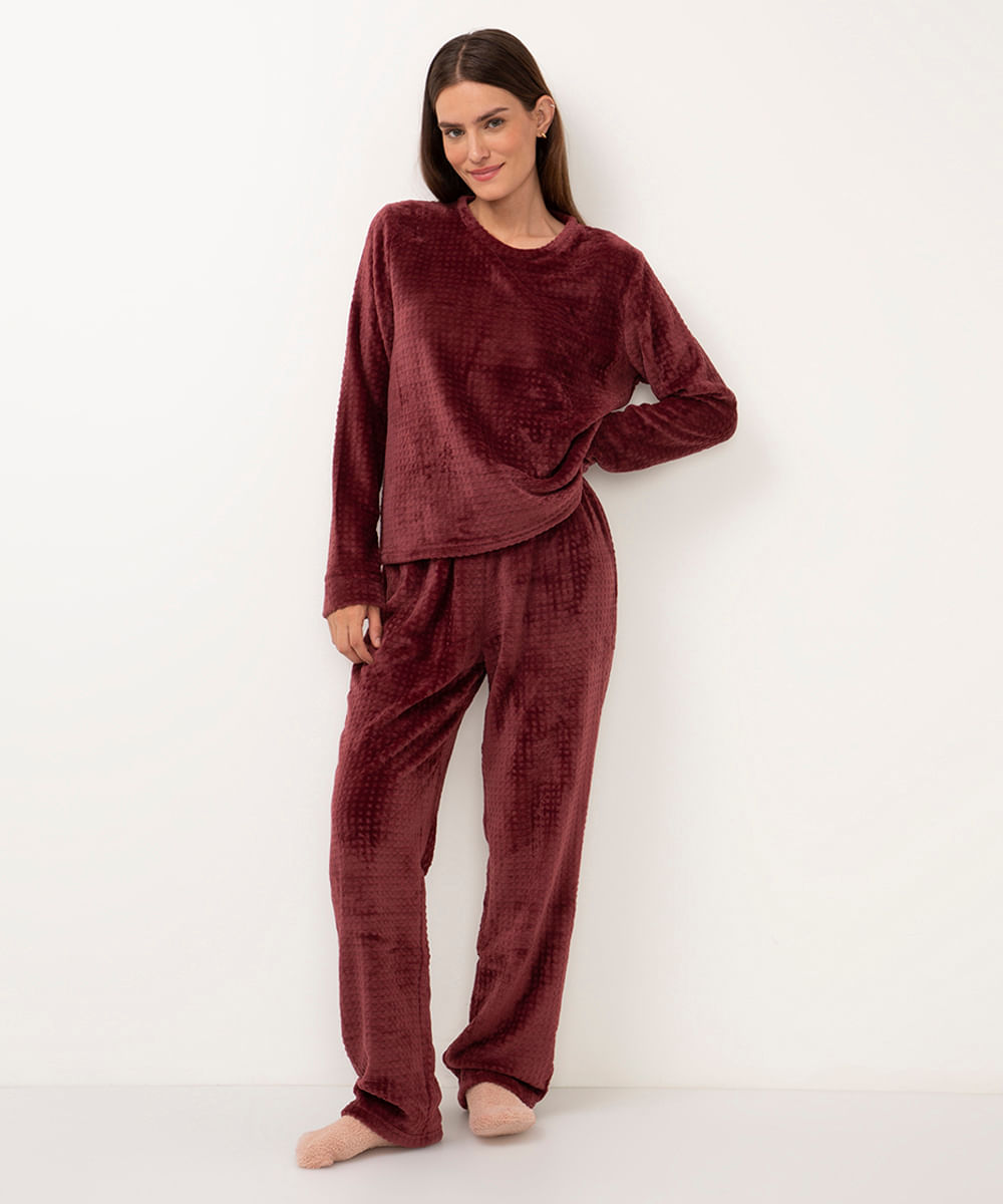 pijama de fleece texturizado vinho