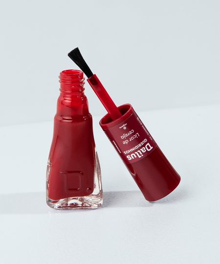 esmalte dailus licor de cereja UNICO esmalte dailus licor de cereja UNICO