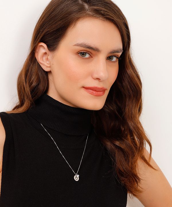 colar com strass e letra d prateado Unico