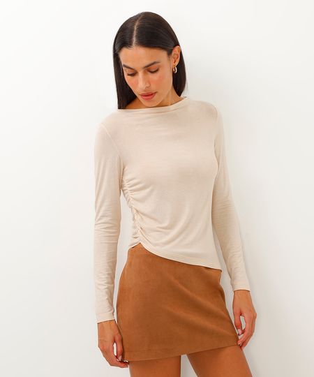 blusa de viscose assimétrica com franzido lateral bege P