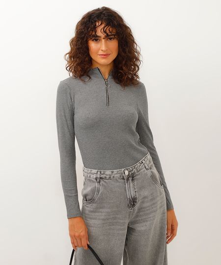 blusa de viscose canelada gola alta com zíper cinza PP